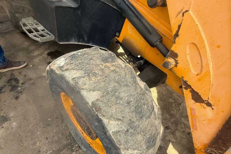 OmecoHub - Immagine JCB 3CX